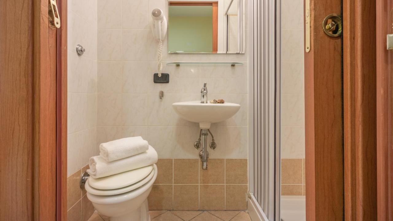 Domenichino Guesthouse Rzym Zewnętrze zdjęcie